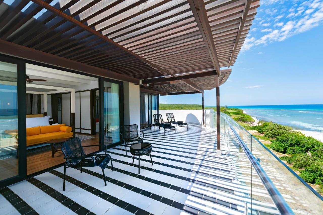 Ocean Eden Bay (Adults Only) Ξενοδοχείο Spring Rises Εξωτερικό φωτογραφία The view from a suite at the Grand at Moon Palace