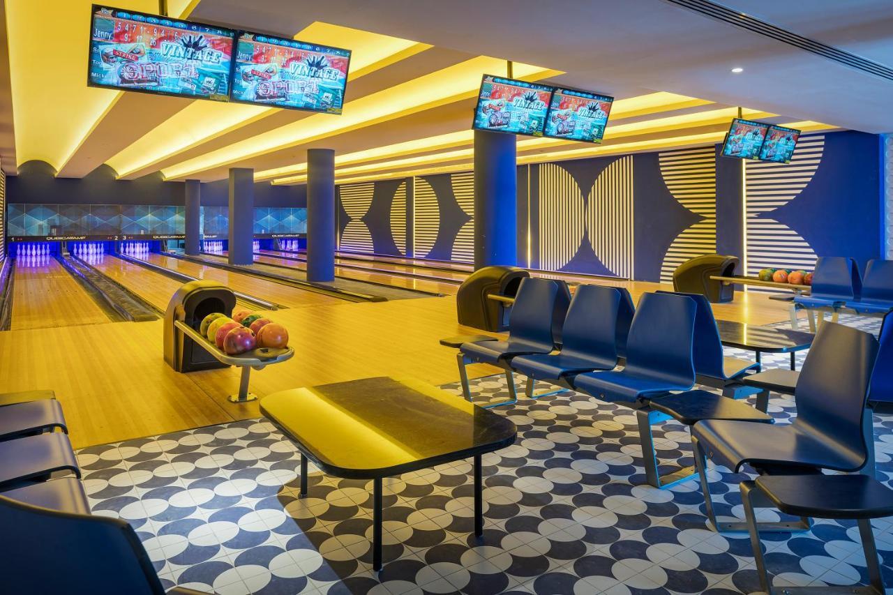 Ocean Eden Bay (Adults Only) Ξενοδοχείο Spring Rises Εξωτερικό φωτογραφία Bowling Alley