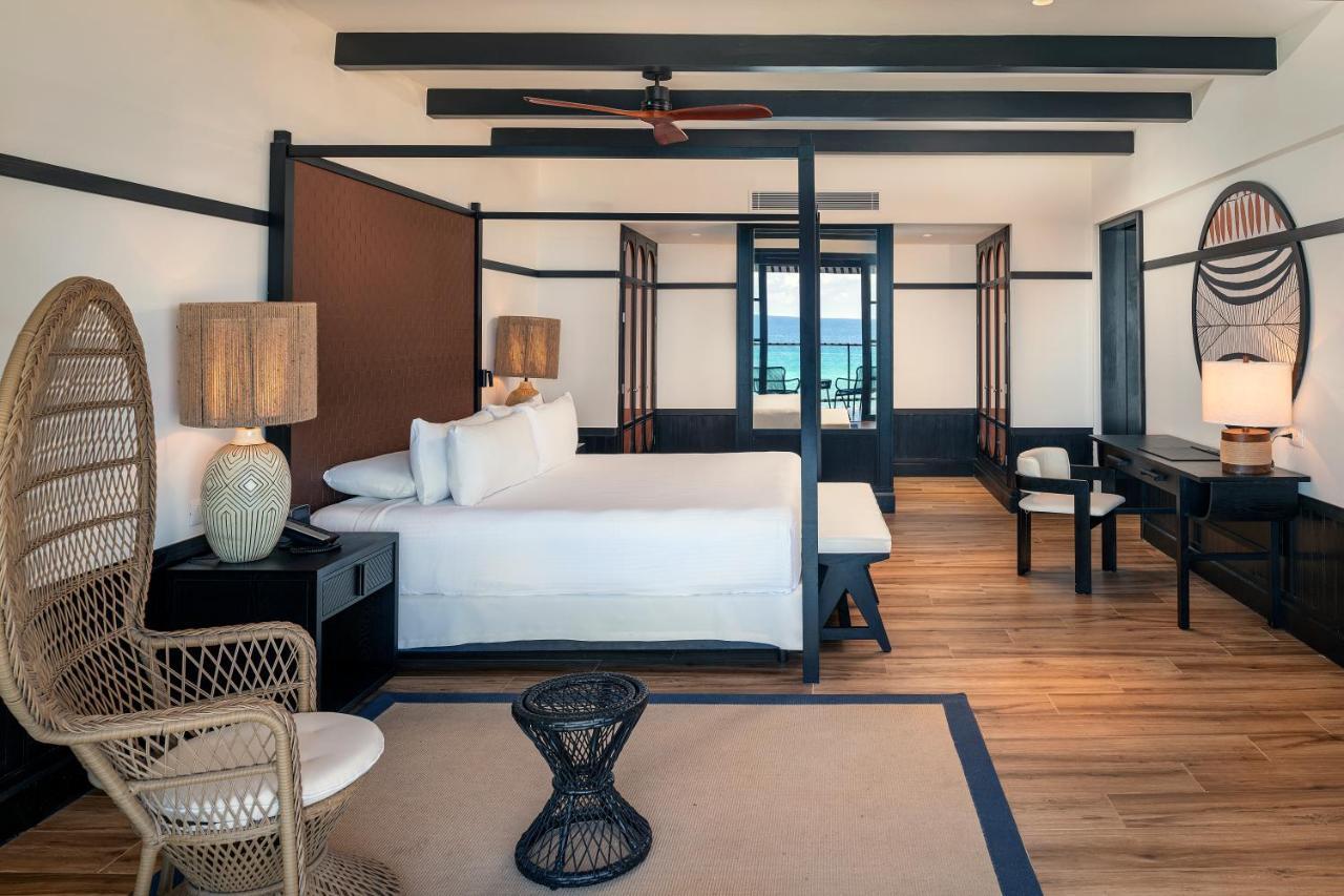 Ocean Eden Bay (Adults Only) Ξενοδοχείο Spring Rises Εξωτερικό φωτογραφία A bedroom at the hotel