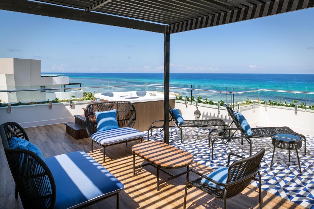 Ocean Eden Bay (Adults Only) Ξενοδοχείο Spring Rises Εξωτερικό φωτογραφία Rooftop at the Hotel
